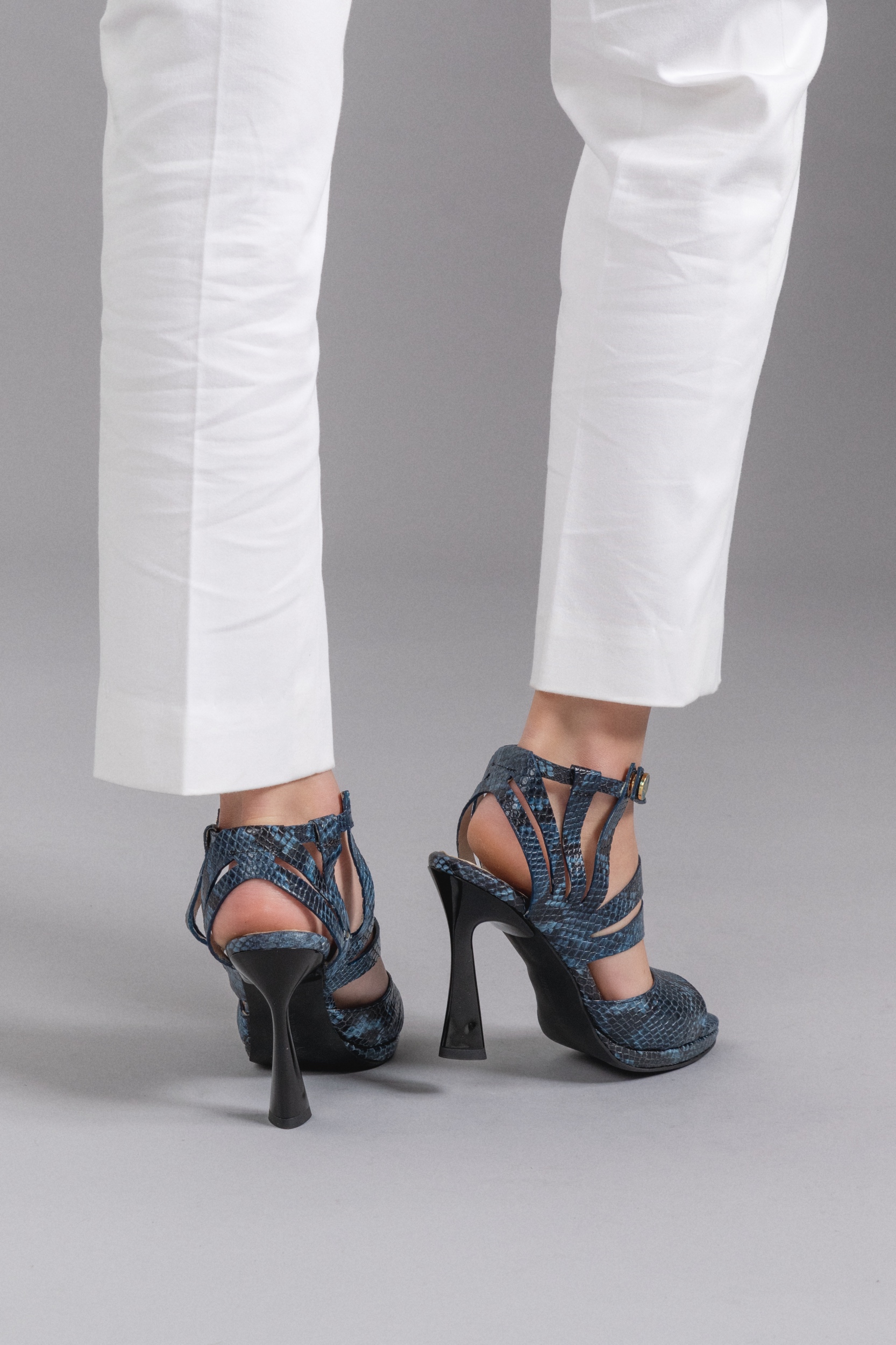6151 PALM - SANDALS - BLUE PYTHON leather pumps
