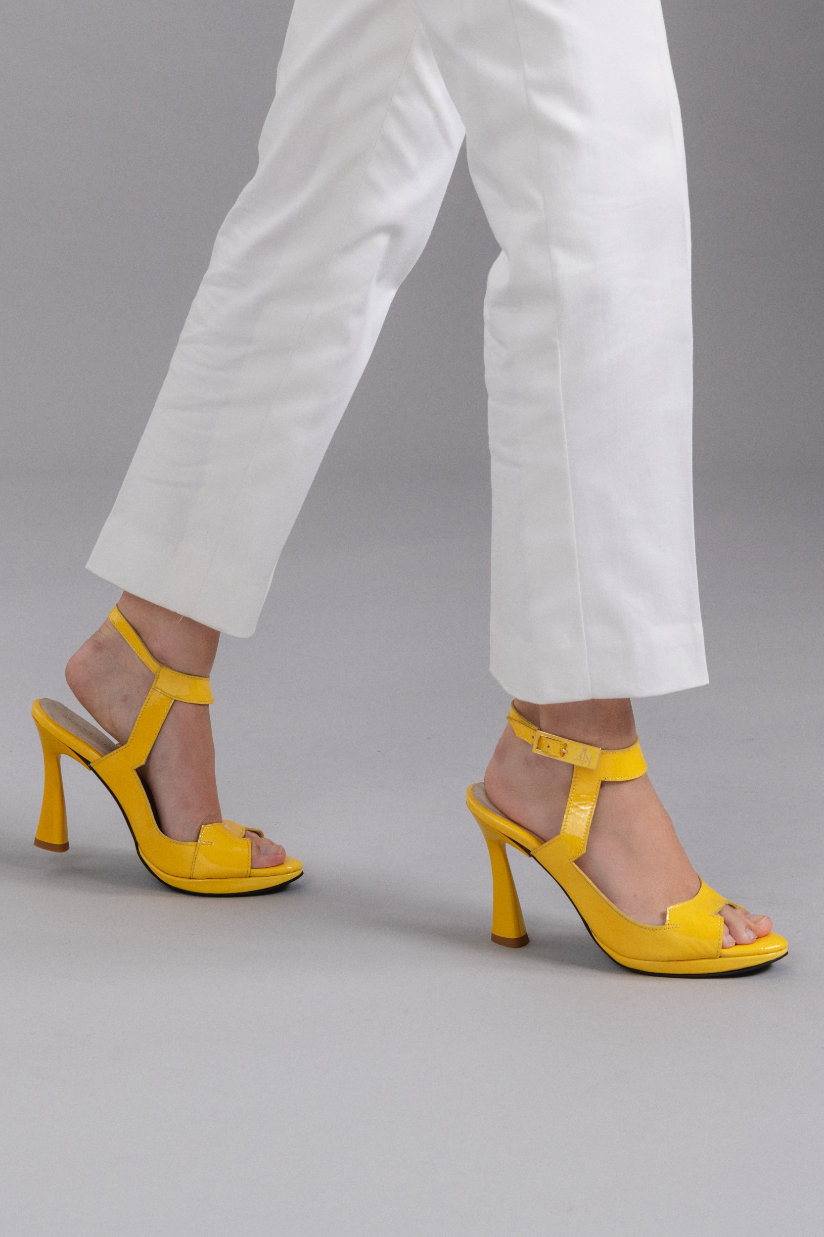 6152 PRISM - SANDALS - YELLOW leather pumps