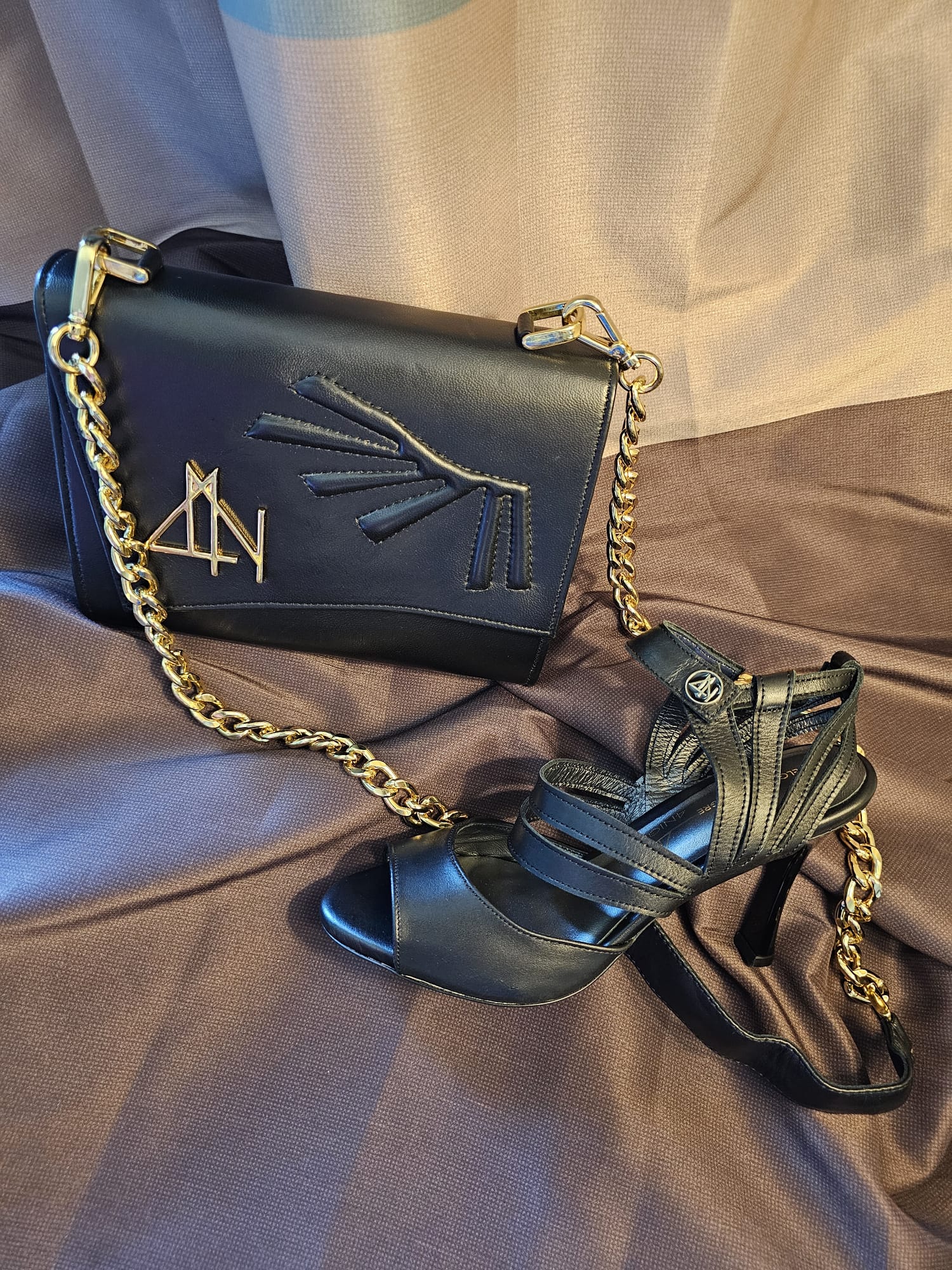 6151 PALM - BLACK leather bag