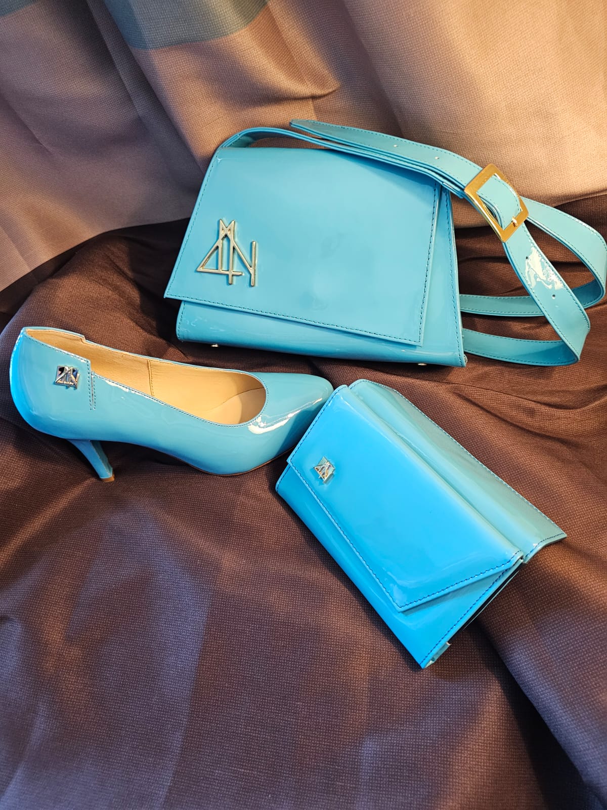 6159 SKY WALLET - BLUE CAPRI V leather wallet