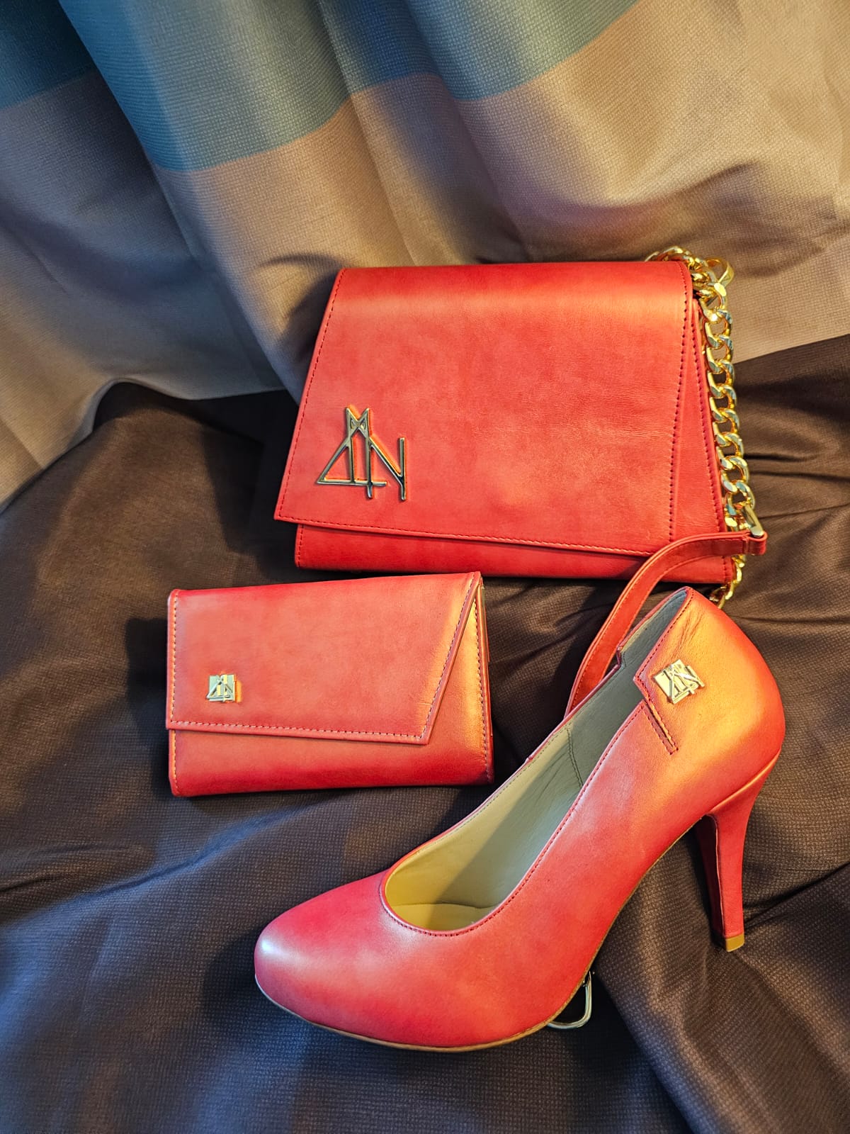 6159 SKY - CHERRY leather bag